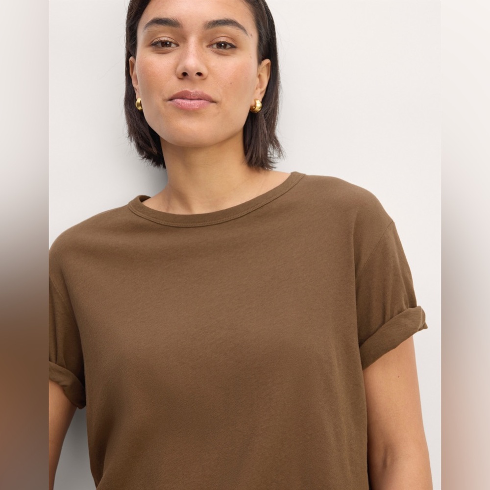 Everlane Brown Short Sleeve Tee - Picture 2 of 10